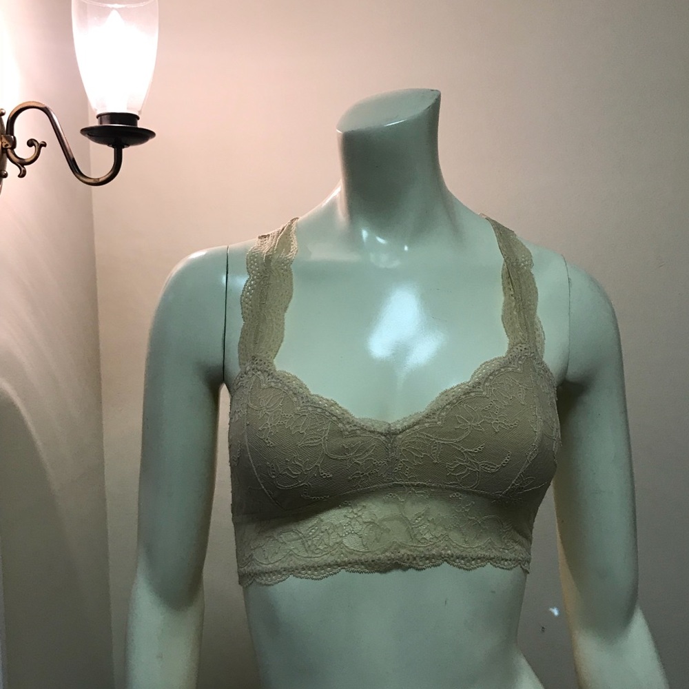 Women’s Nude Undercover Bralette